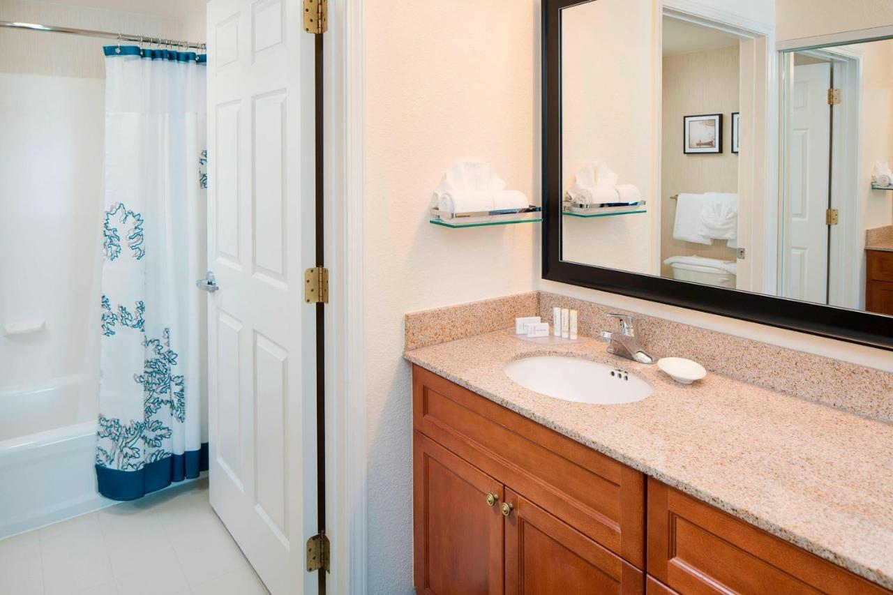 Residence Inn Saddle River Bagian luar foto